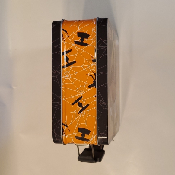 Star Wars Lucasfilm Halloween Tin Box (NWT) - Picture 4 of 7